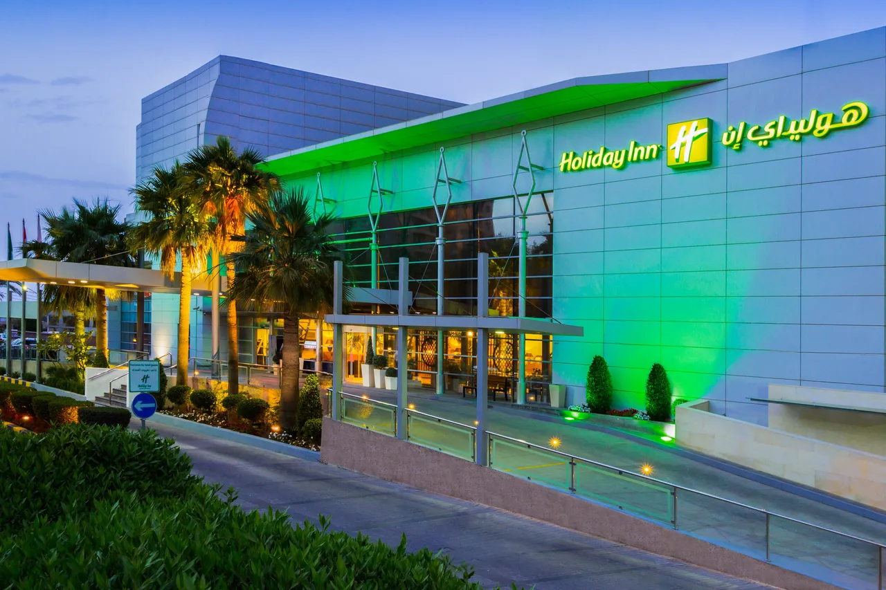 Holiday Inn Kuwait Salmiya by IHG — โรงแรมในคูเวตซิตี
