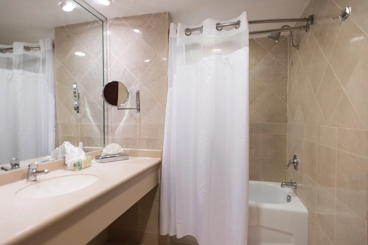 Holiday Inn Managua Convention Center — ภาพห้องพักและบรรยากาศ