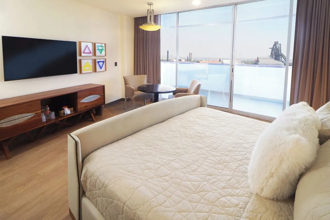 Holiday Inn Monterrey - Parque Fundidora by IHG — ภาพห้องพักและบรรยากาศ
