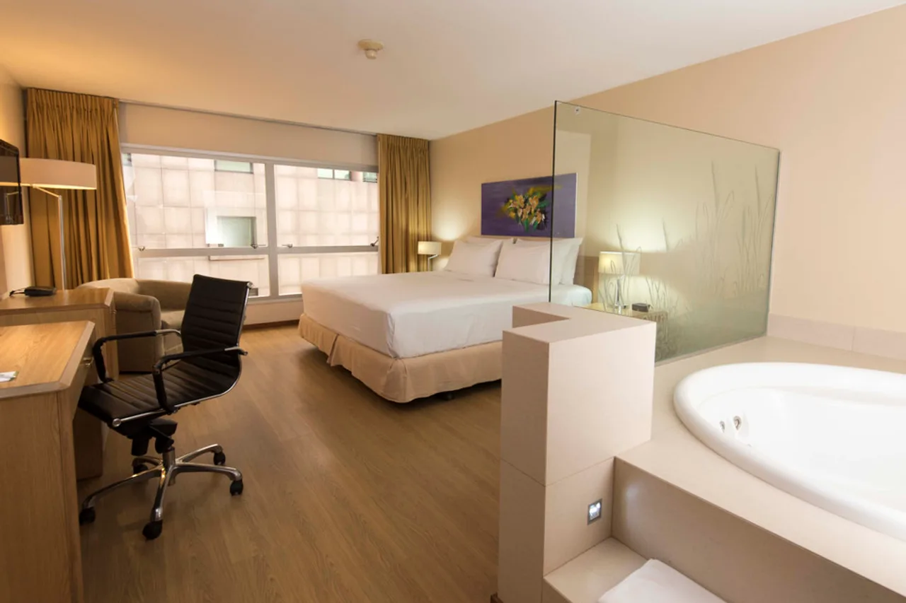Holiday Inn Montevideo by IHG — โรงแรมในมอนเตวิเดโอ