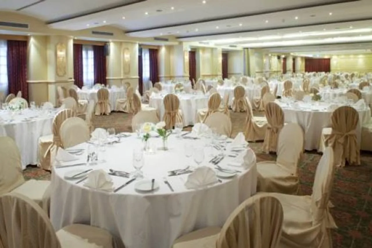 Holiday Inn Nicosia City Centre — โรงแรมในนิโคเซีย