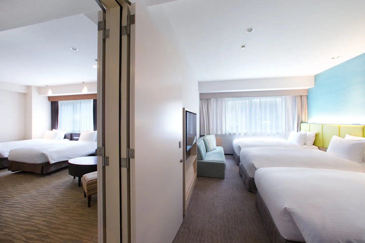 Holiday Inn Osaka Namba — rooms and atmosphere