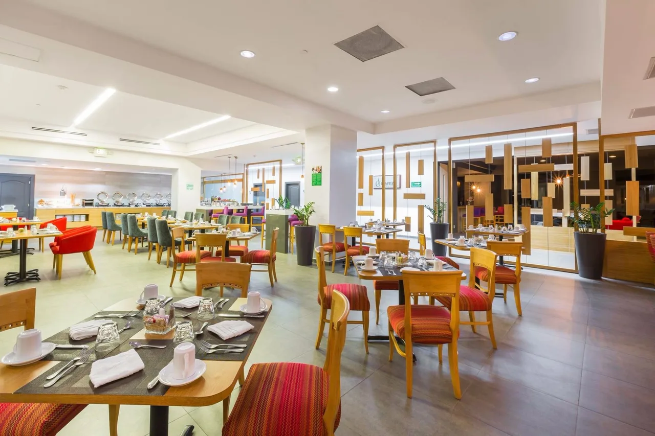 Holiday Inn San Salvador — ภาพห้องพักและบรรยากาศ