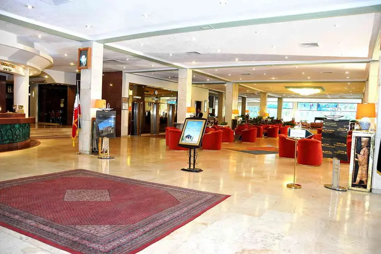 Homa Hotel Shiraz — ภาพห้องพักและบรรยากาศ