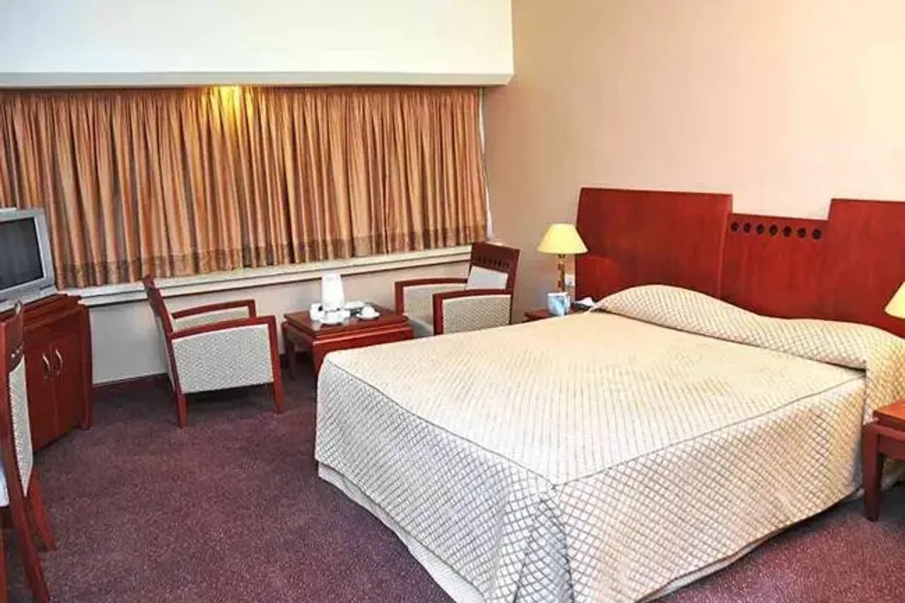 Homa Hotel Shiraz — ภาพห้องพักและบรรยากาศ