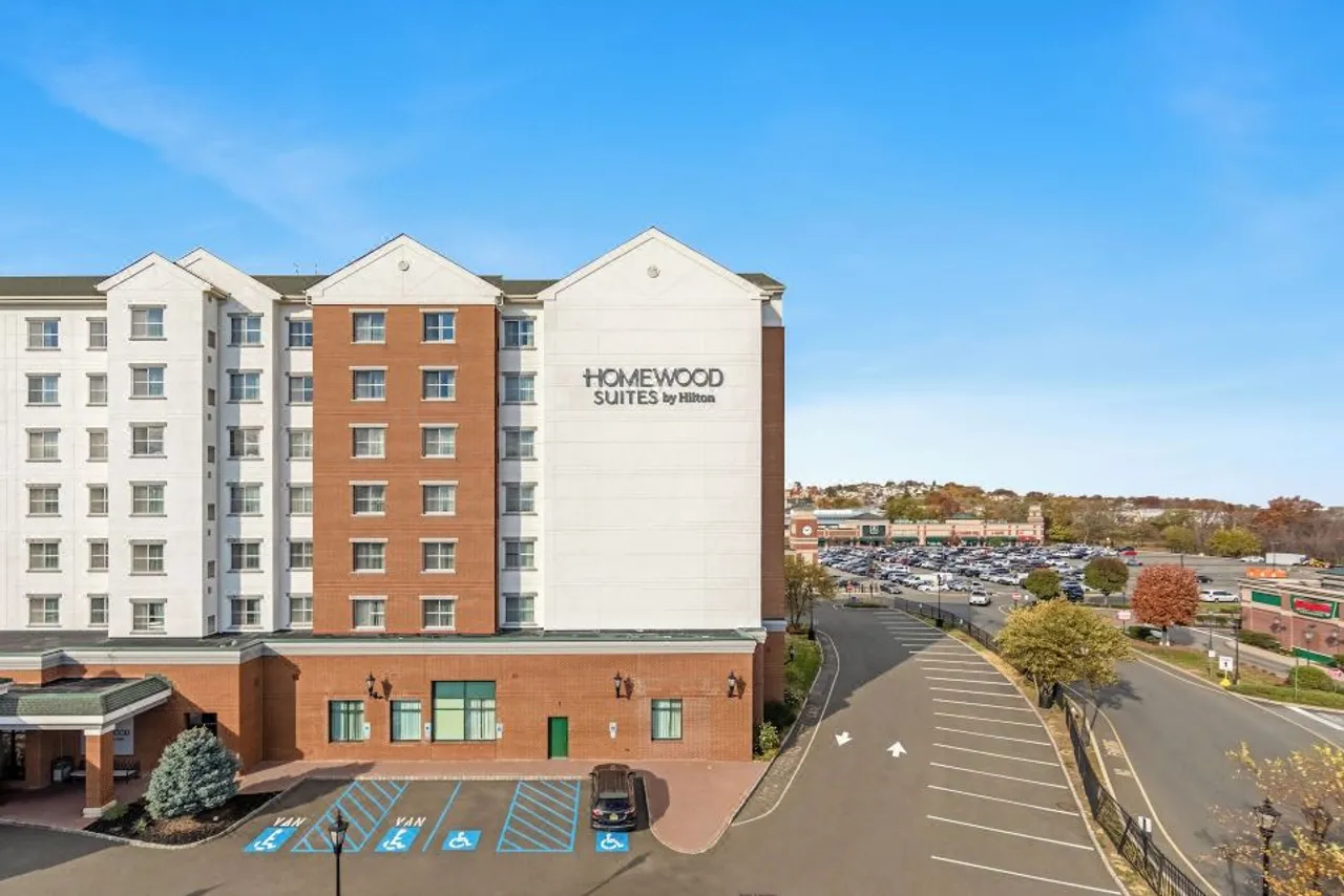 Homewood Suites by Hilton East Rutherford - Meadowlands — ภาพห้องพักและบรรยากาศ