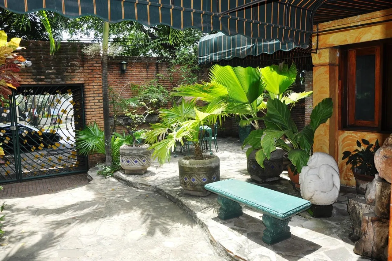 Hostal Real Bolonia — ภาพห้องพักและบรรยากาศ