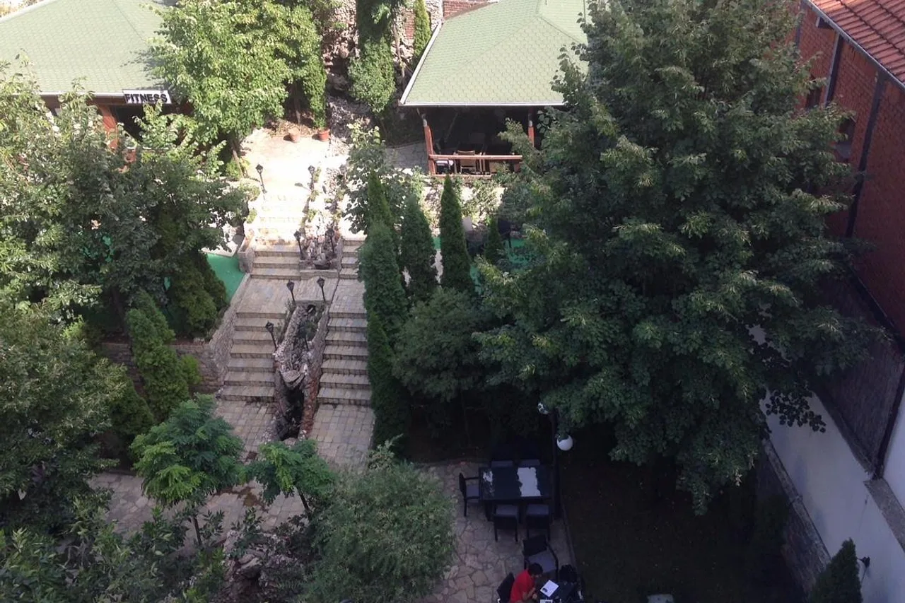 Hotel Afa — ภาพห้องพักและบรรยากาศ