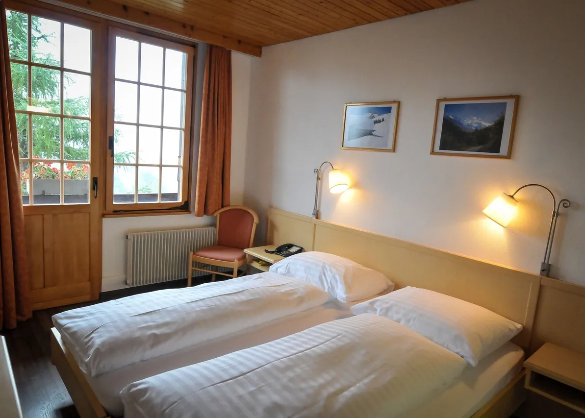 Hotel Alpenruh — rooms and atmosphere