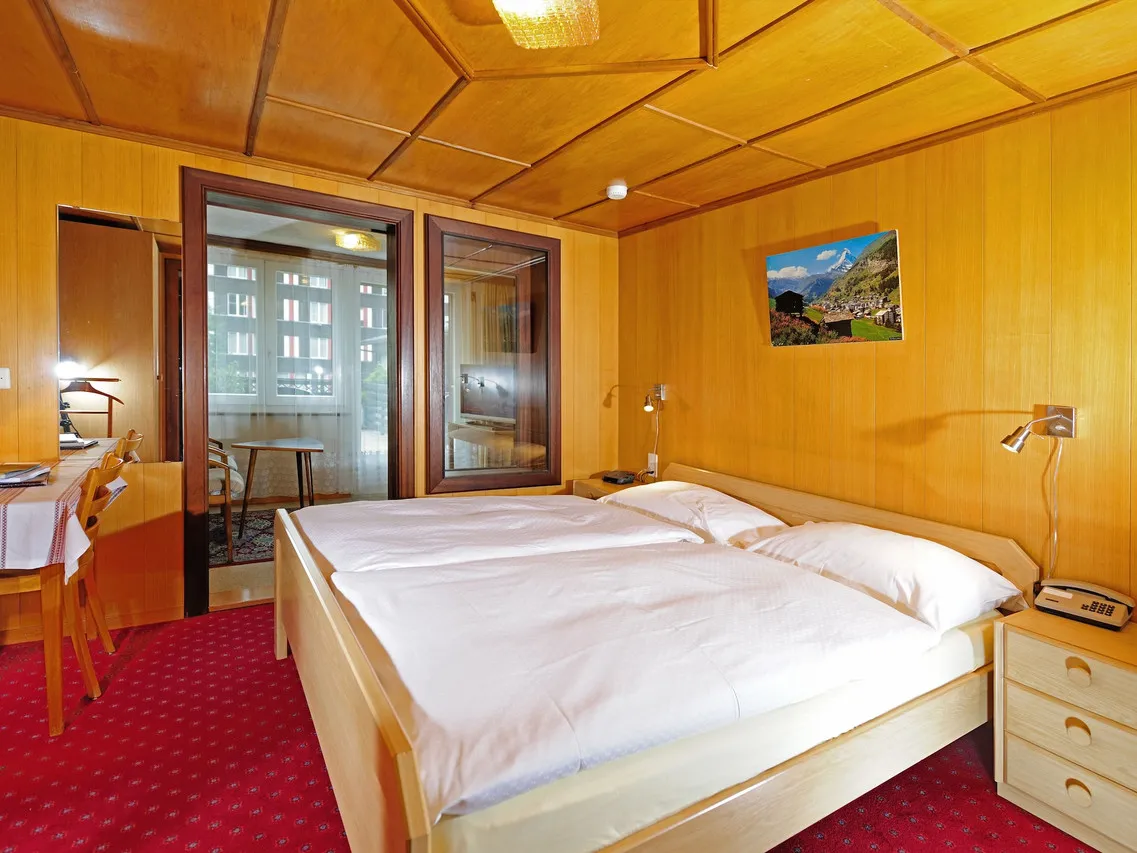 Hotel Alphubel — rooms and atmosphere