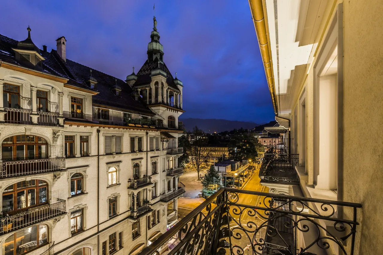 Hotel Alpina Luzern — rooms and atmosphere