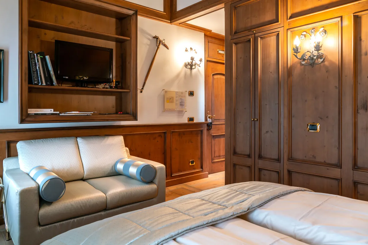 Hotel Ambra Cortina — rooms and atmosphere
