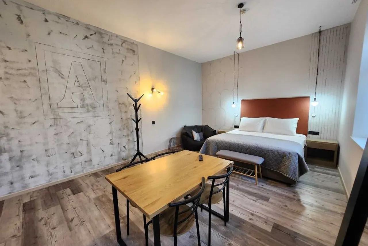 Hotel Amfiteatar — rooms and atmosphere