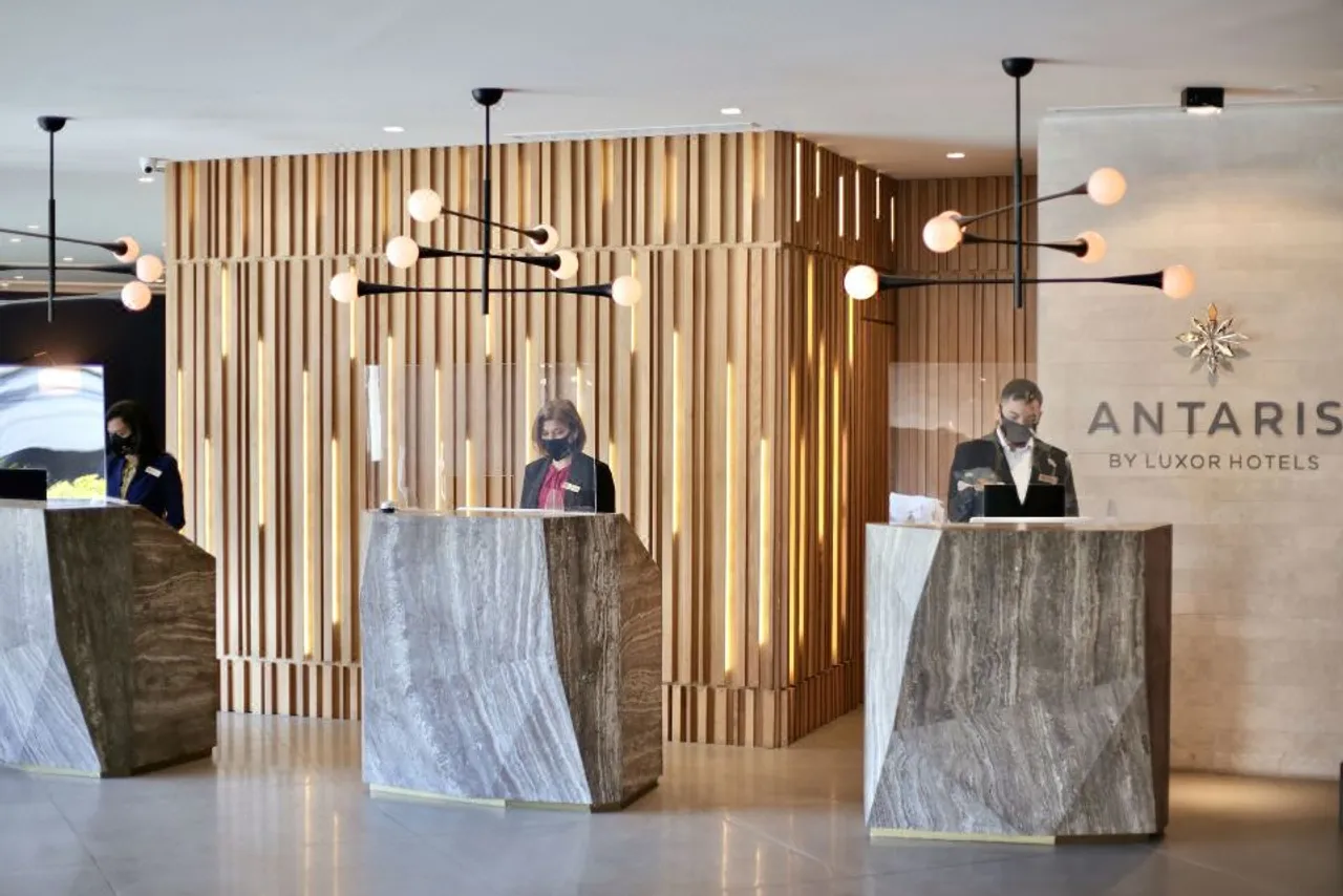 Hotel Antaris Cintermex — ภาพห้องพักและบรรยากาศ