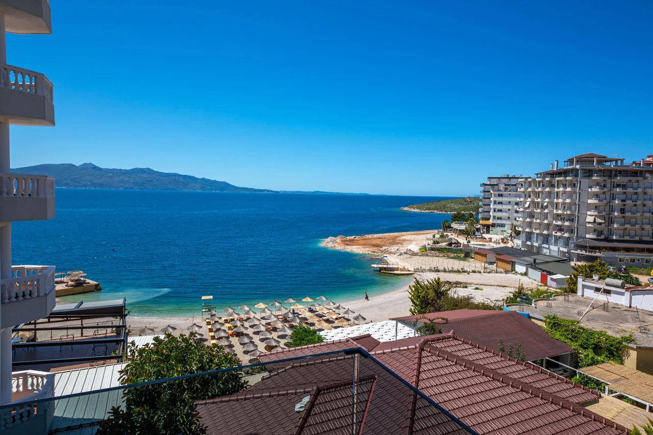 Hotel Apollon Saranda — ภาพห้องพักและบรรยากาศ