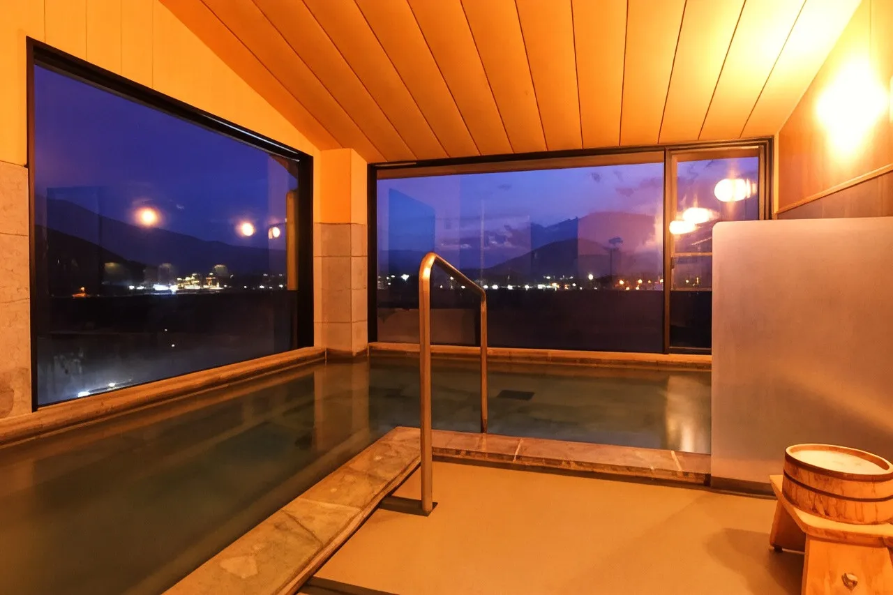 Hotel Asafuji — rooms and atmosphere