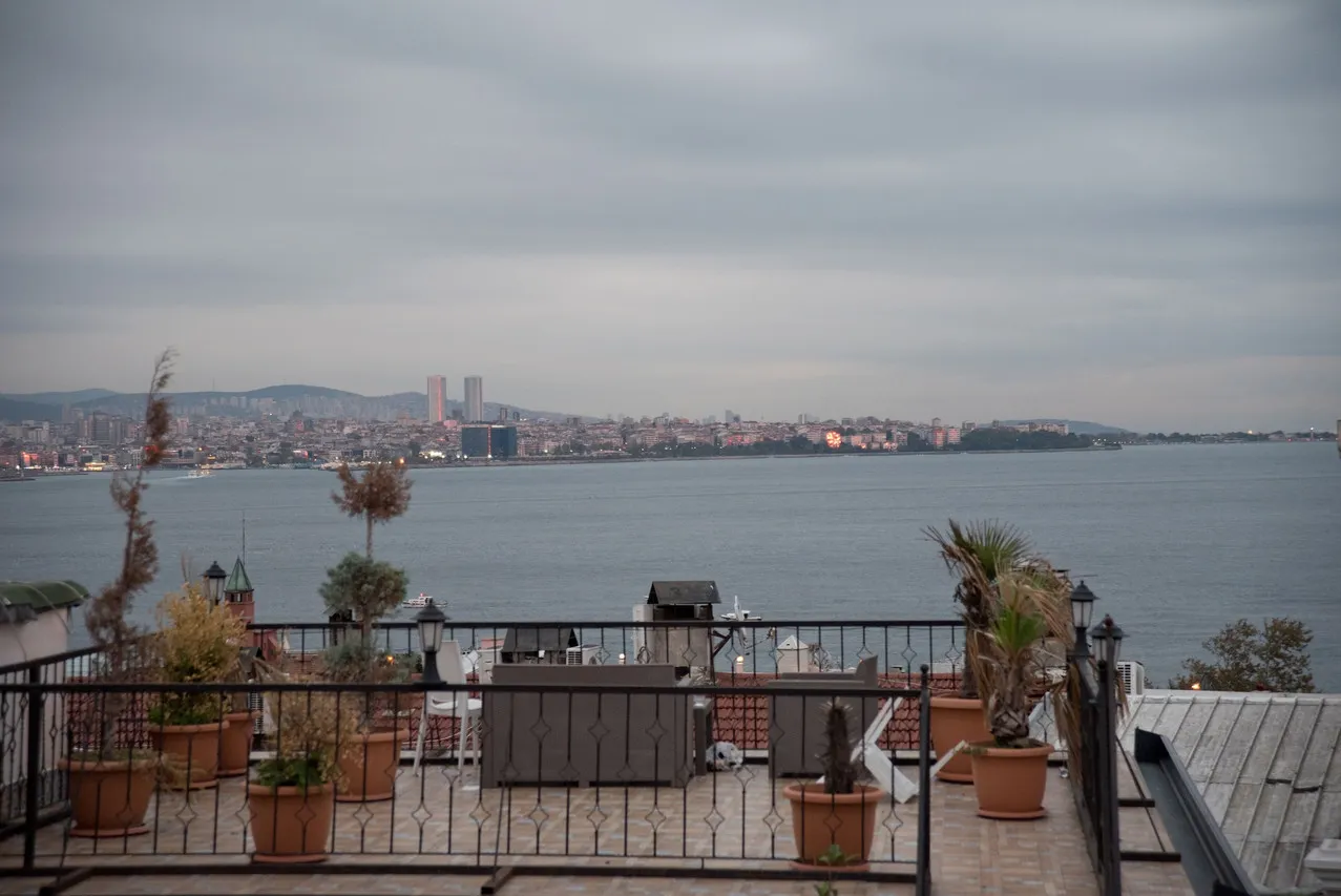 Hotel Aslan Istanbul — rooms and atmosphere