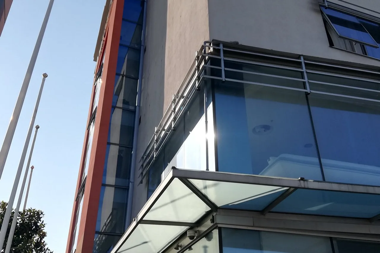 Hotel Aurel — ภาพห้องพักและบรรยากาศ