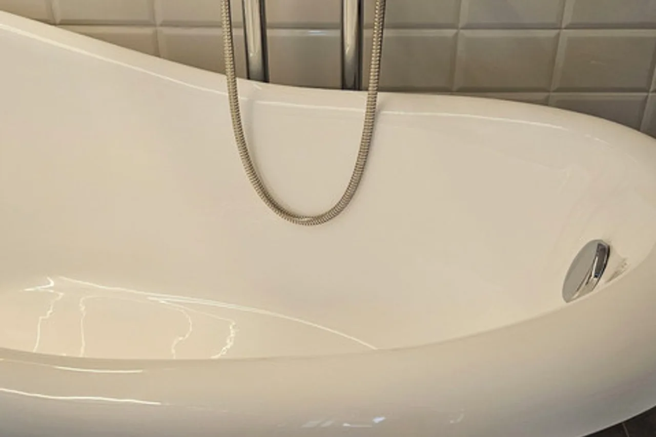 Hotel Avion — ภาพห้องพักและบรรยากาศ