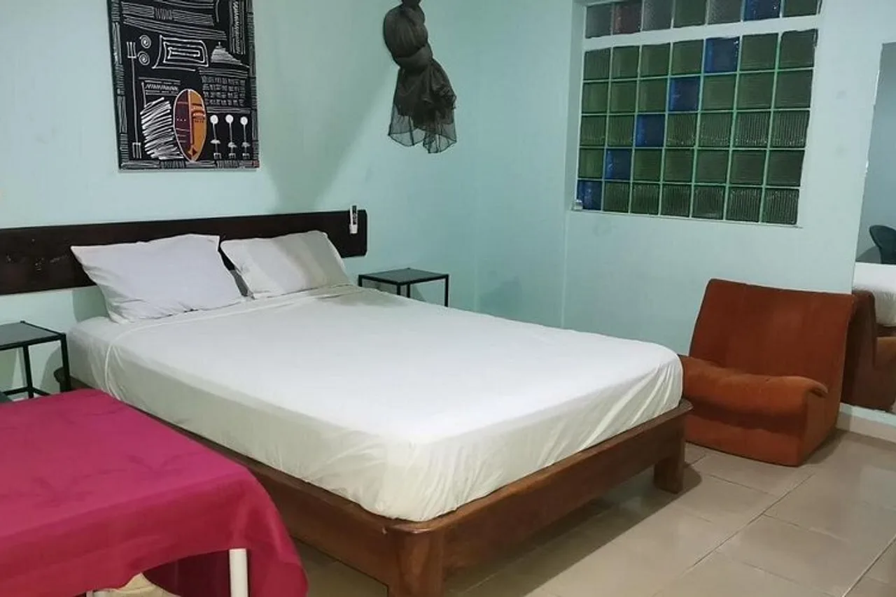 Hotel Badinca — ภาพห้องพักและบรรยากาศ