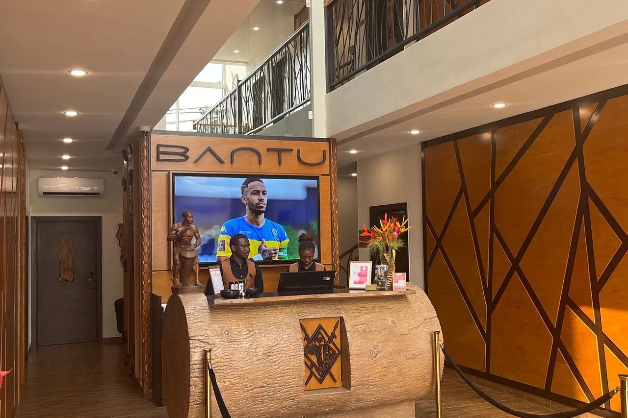 Hotel Bantu Libreville — โรงแรมในลีเบรอวีล