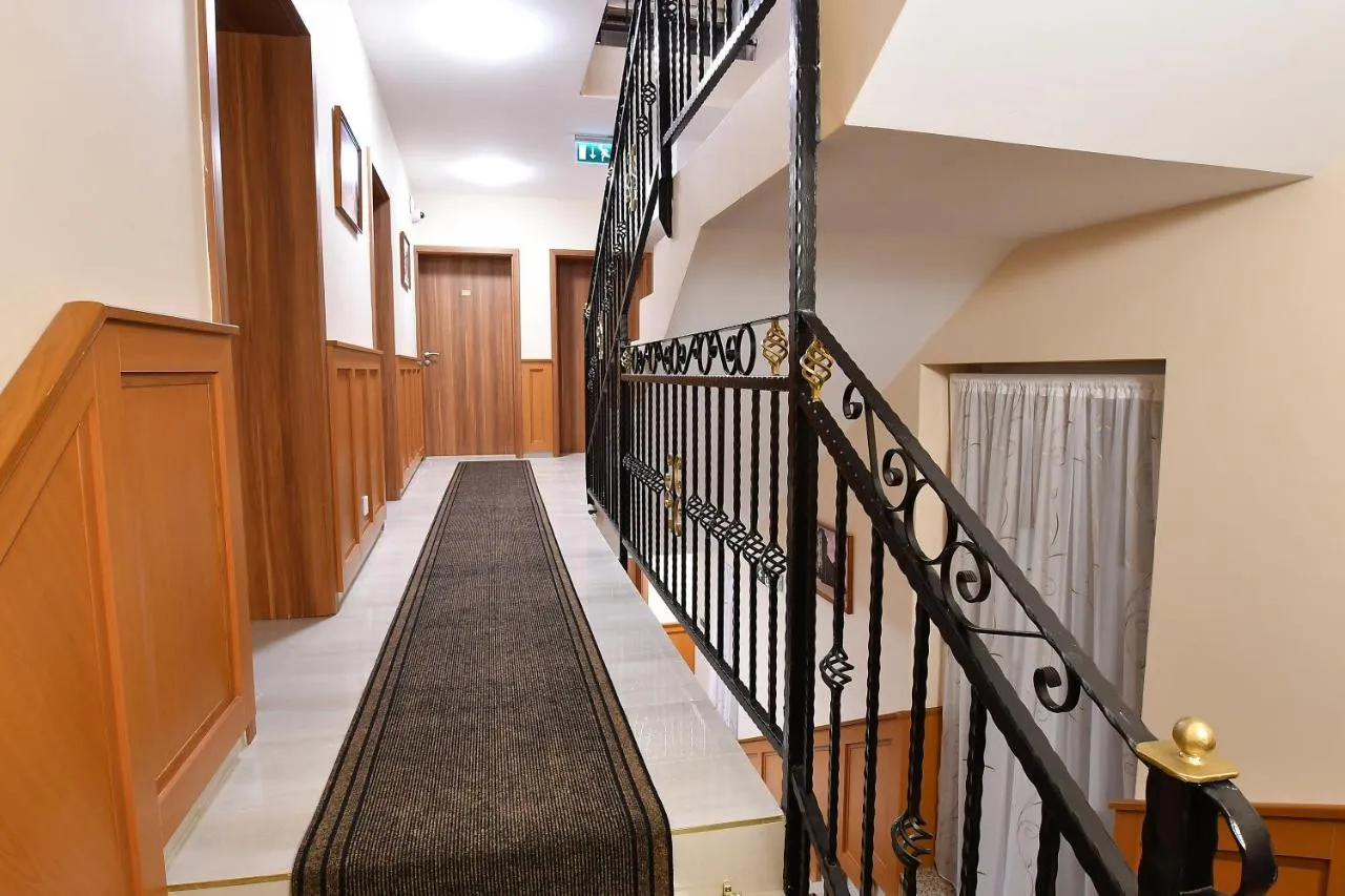 Hotel Barbakán — rooms and atmosphere