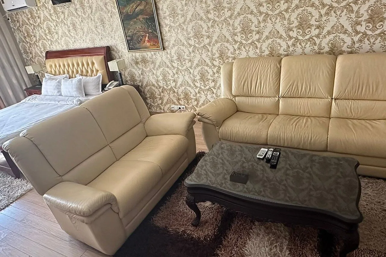 Hotel Begolli — ภาพห้องพักและบรรยากาศ