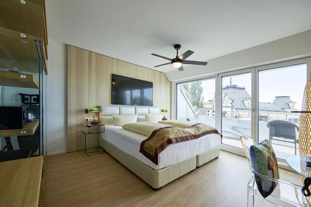 Hotel Bodensee — ภาพห้องพักและบรรยากาศ