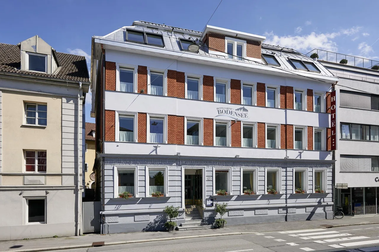 Hotel Bodensee — ภาพห้องพักและบรรยากาศ