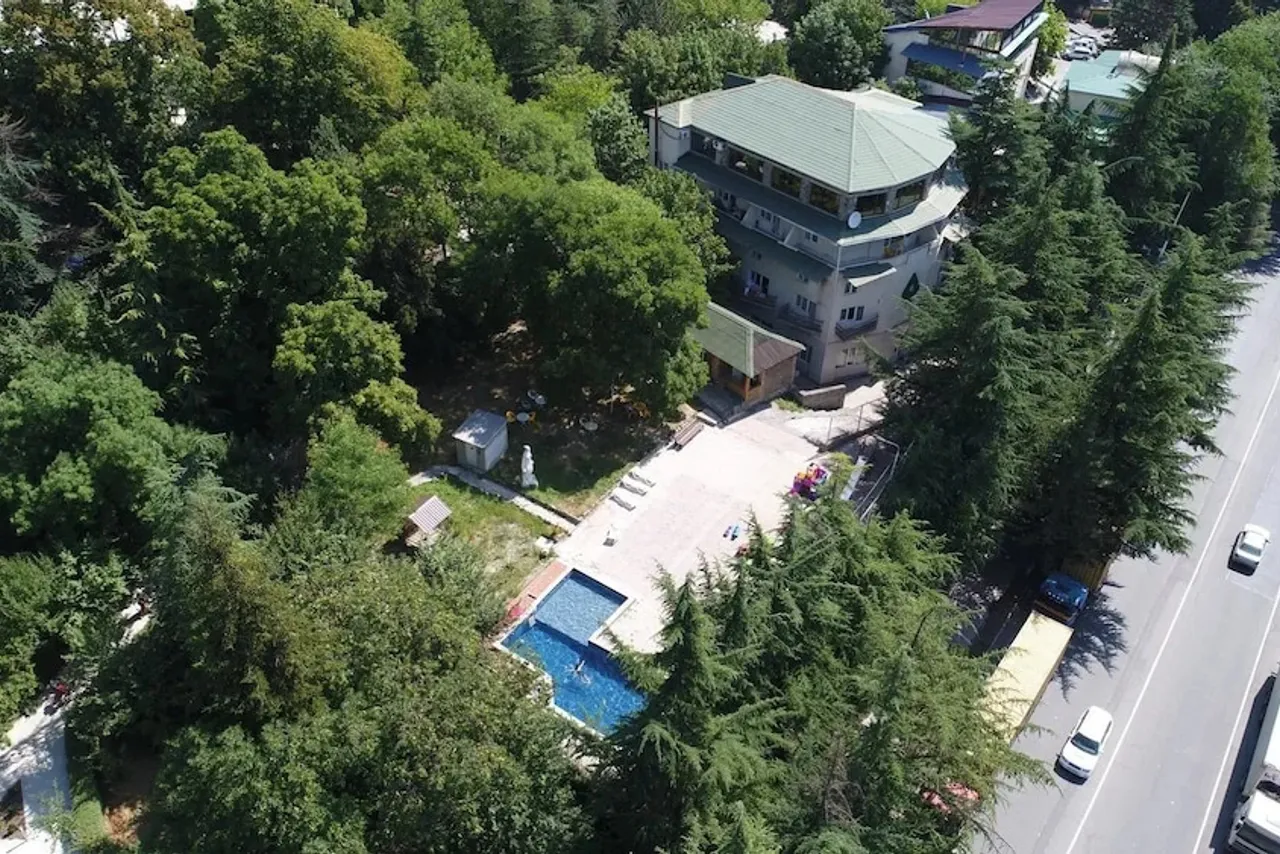 Hotel Borjomis Kheoba — ภาพห้องพักและบรรยากาศ