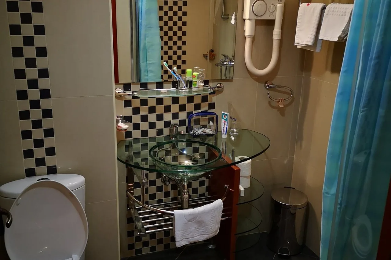 Hotel Bosna Banja Luka — ภาพห้องพักและบรรยากาศ