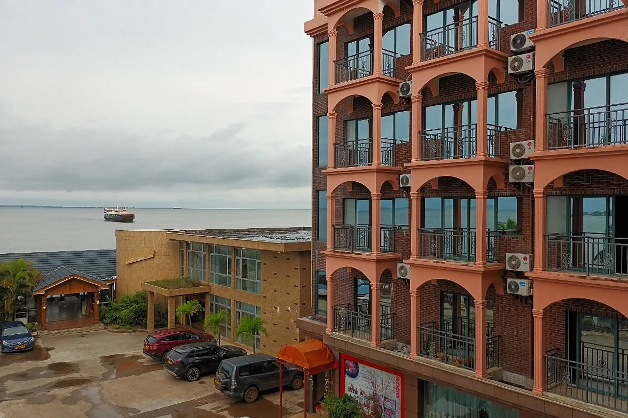 Hotel Boulevard Libreville — ภาพห้องพักและบรรยากาศ