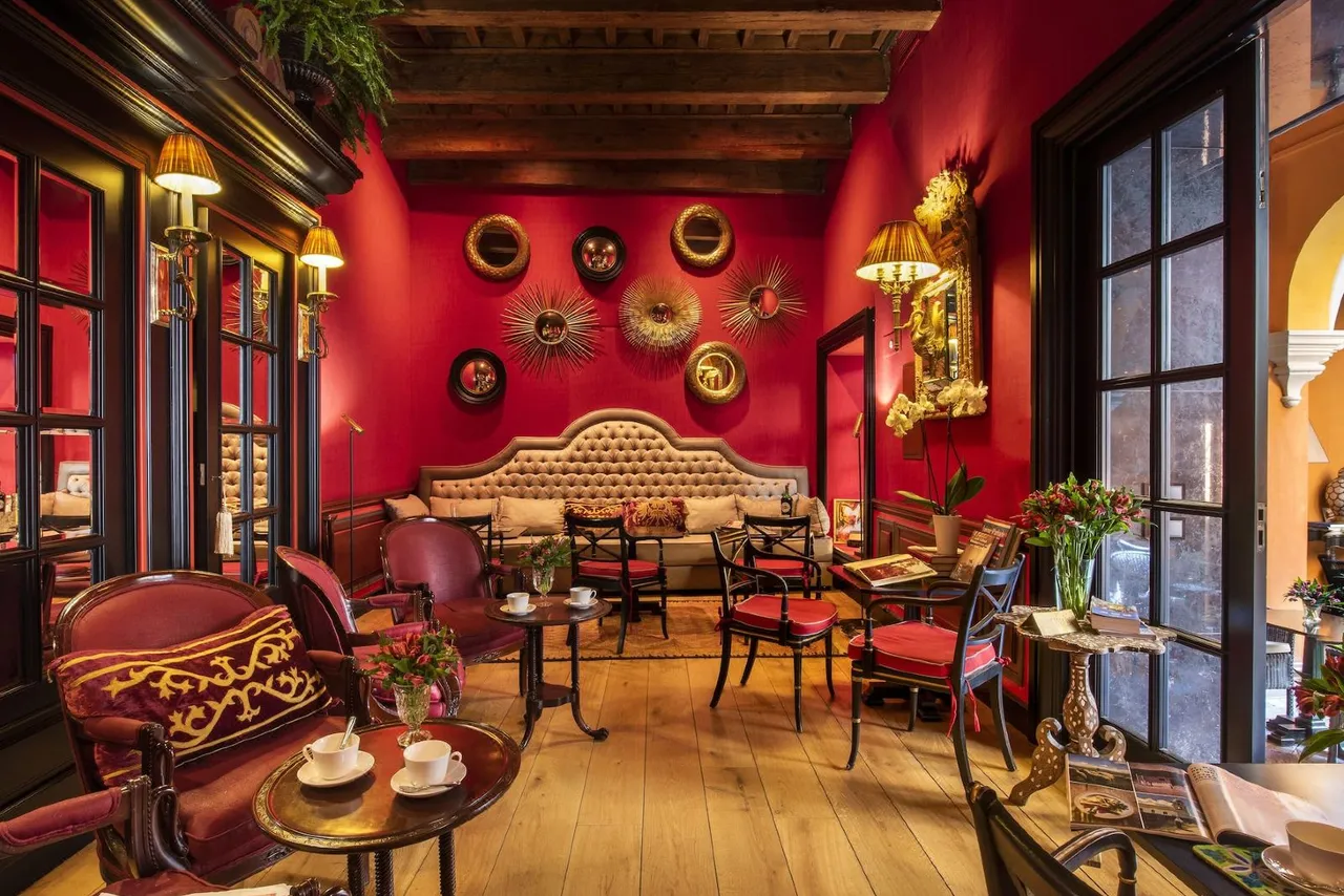 Hotel Boutique Casa del Poeta — rooms and atmosphere