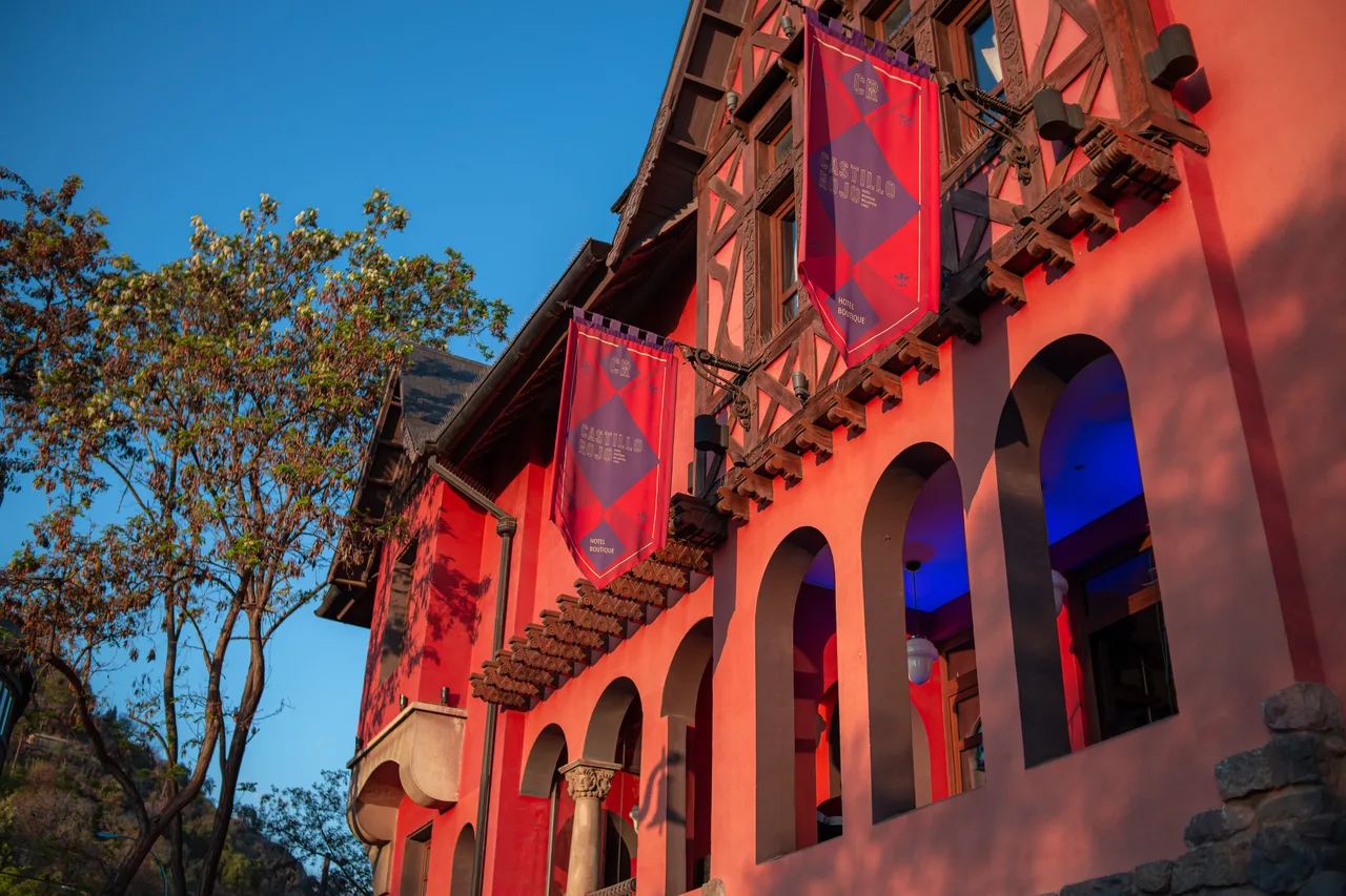 Hotel Boutique Castillo Rojo — ภาพห้องพักและบรรยากาศ