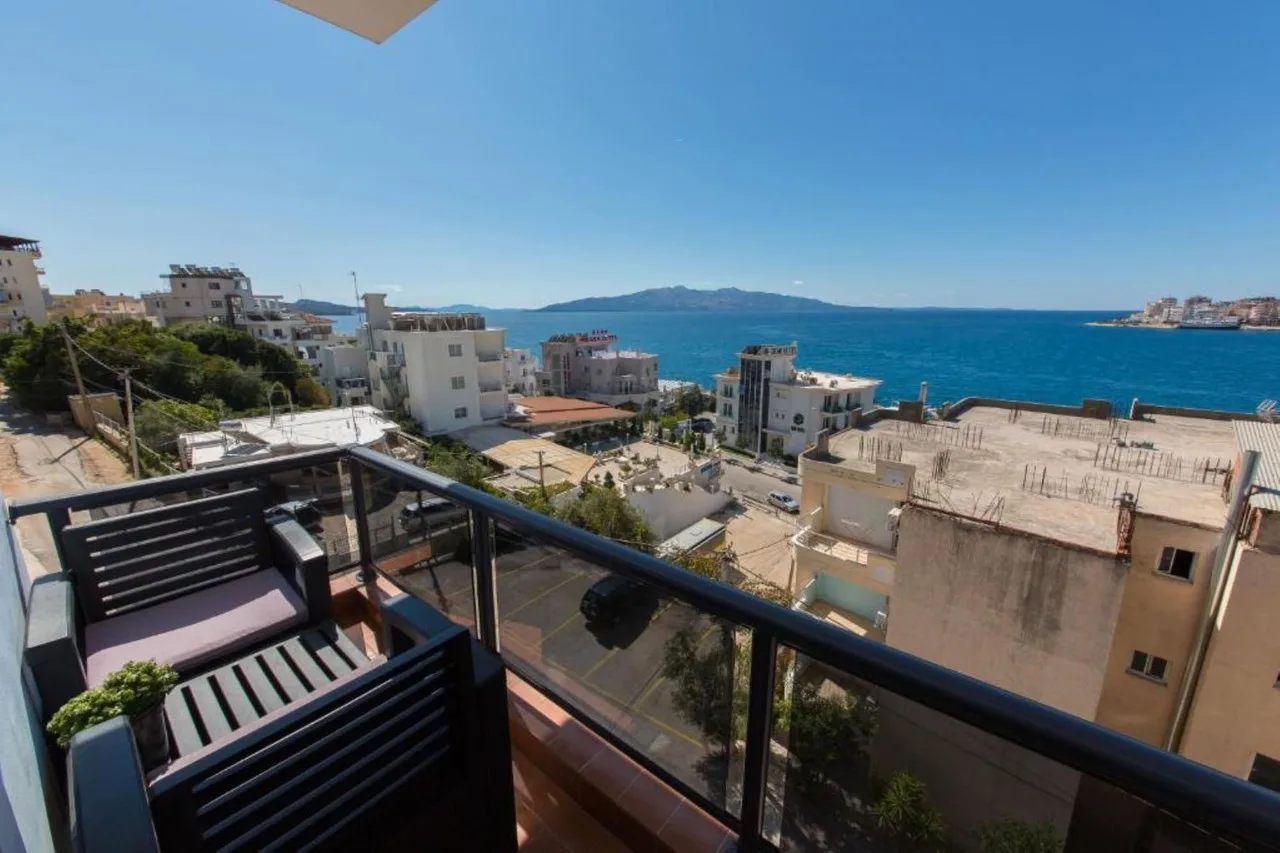 Hotel Brilant Saranda — ภาพห้องพักและบรรยากาศ