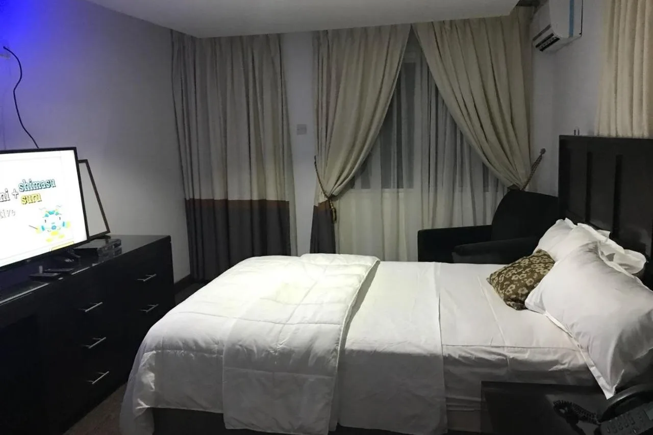 Hotel Cabenda — rooms and atmosphere