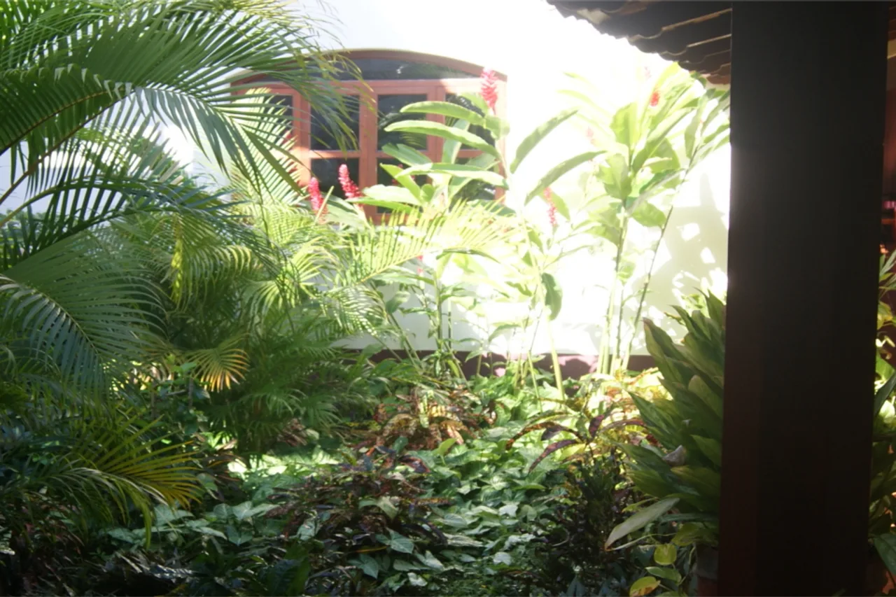 Hotel Cacique Adiact — ภาพห้องพักและบรรยากาศ