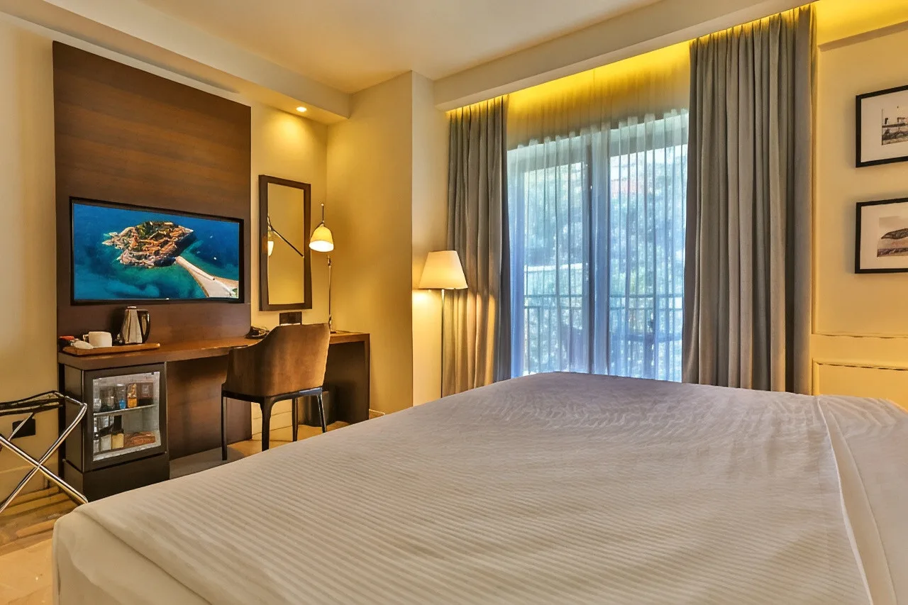 Hotel California by Aycon — ภาพห้องพักและบรรยากาศ