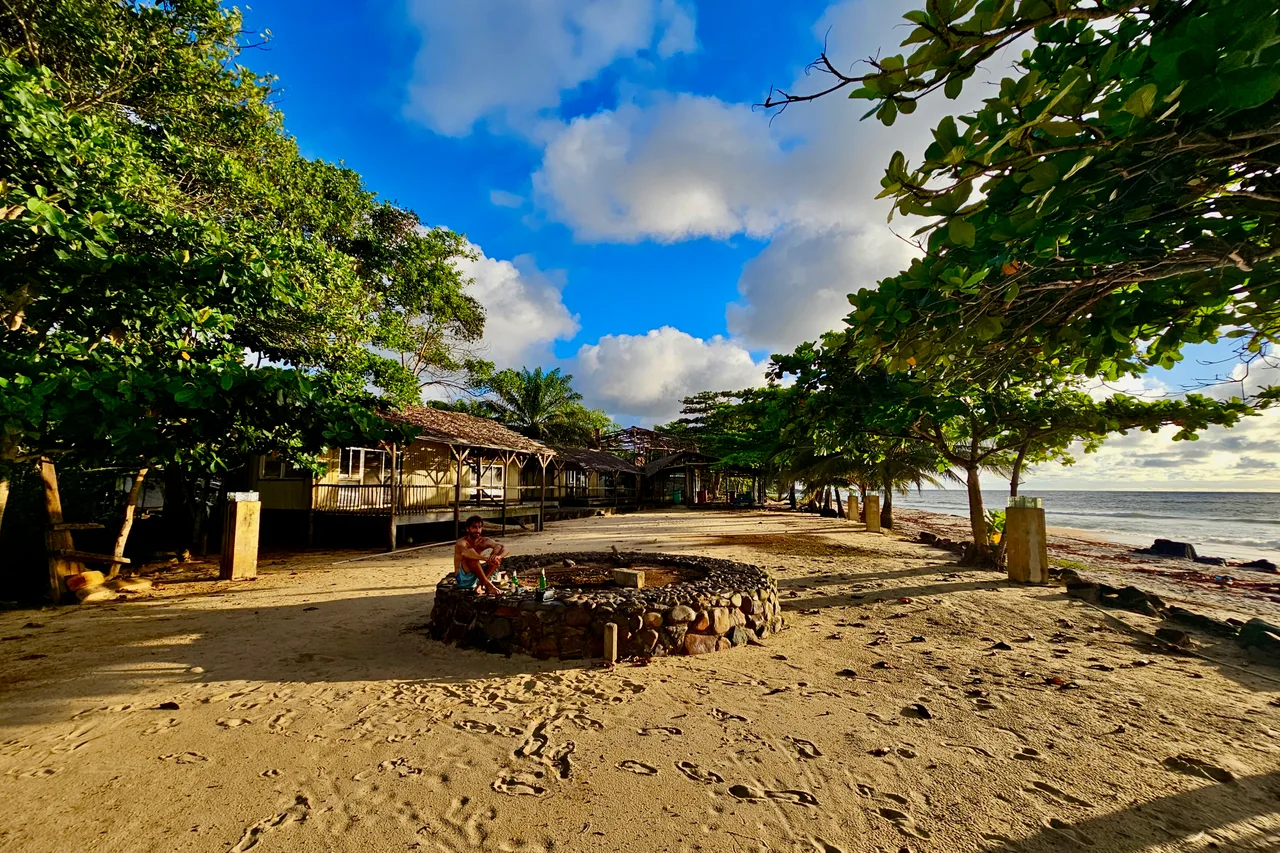 Hotel California Surf & Fishing Camp — โรเบิร์ตสปอร์ต