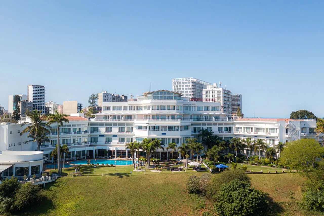Hotel Cardoso — โรงแรมในมาปูโต
