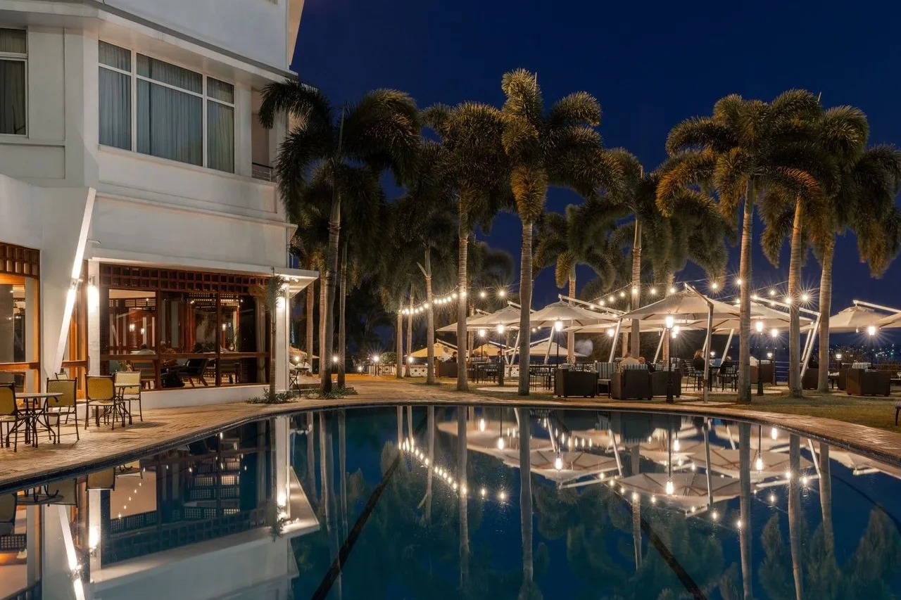 Hotel Cardoso — ภาพห้องพักและบรรยากาศ