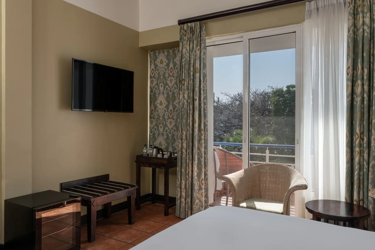 Hotel Cardoso — ภาพห้องพักและบรรยากาศ