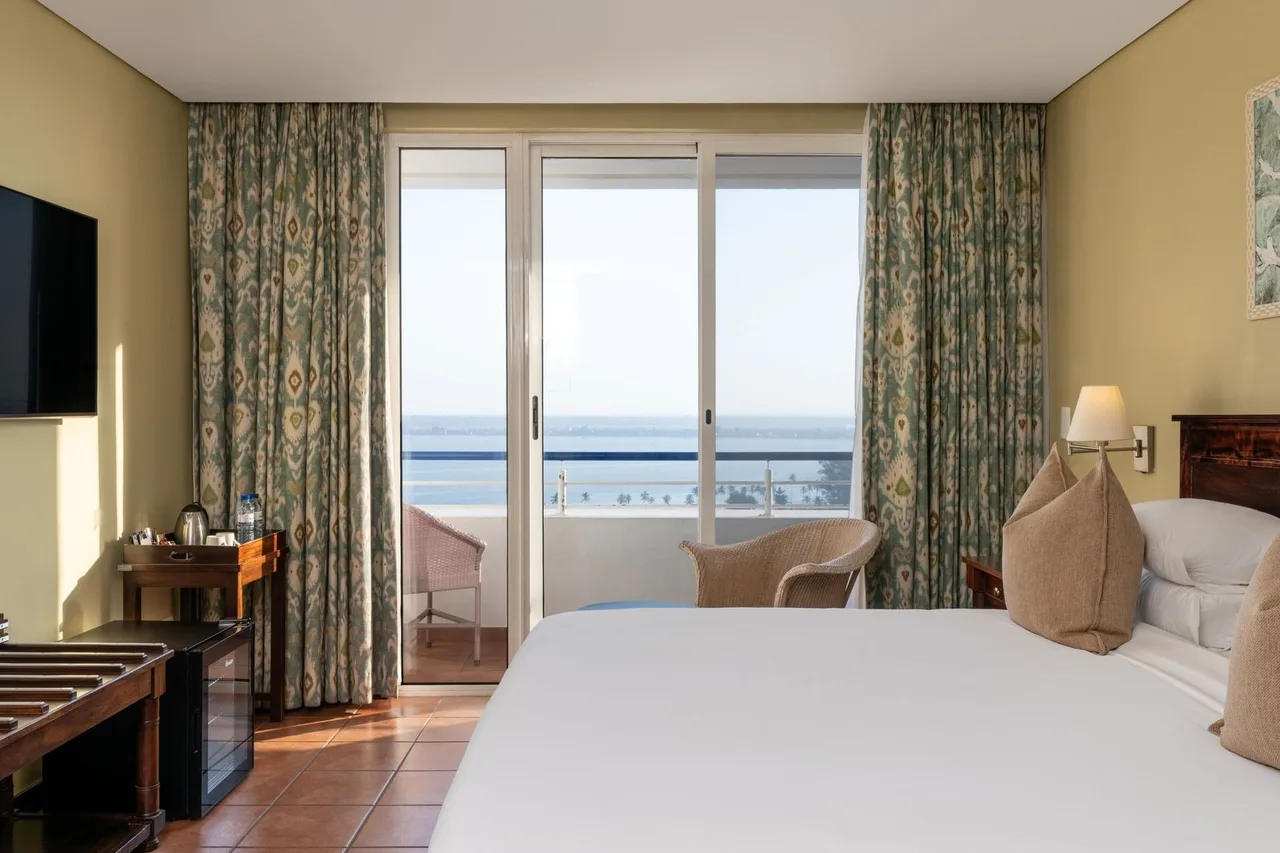 Hotel Cardoso — ภาพห้องพักและบรรยากาศ