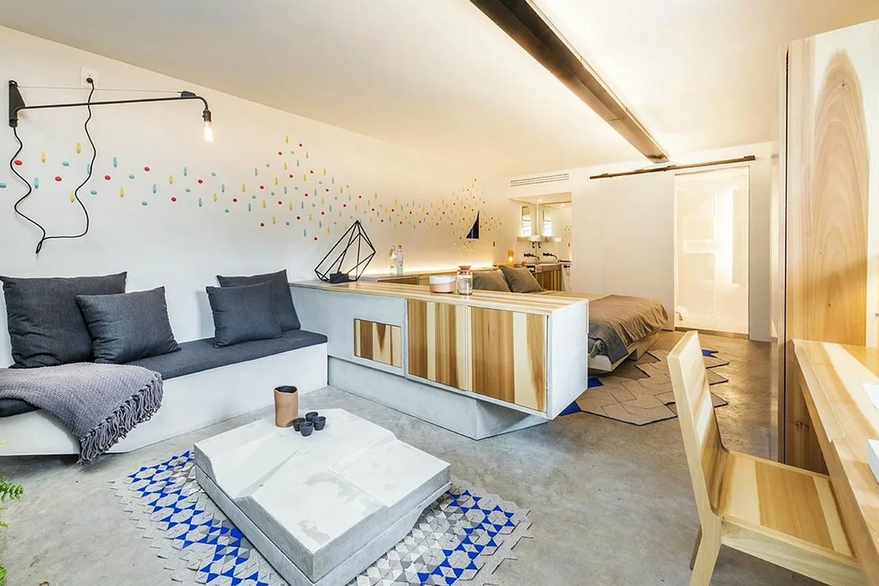 Hotel Carlota — rooms and atmosphere