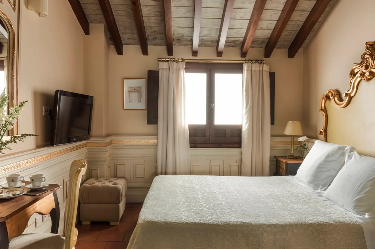Hotel Casa 1800 Granada — ภาพห้องพักและบรรยากาศ