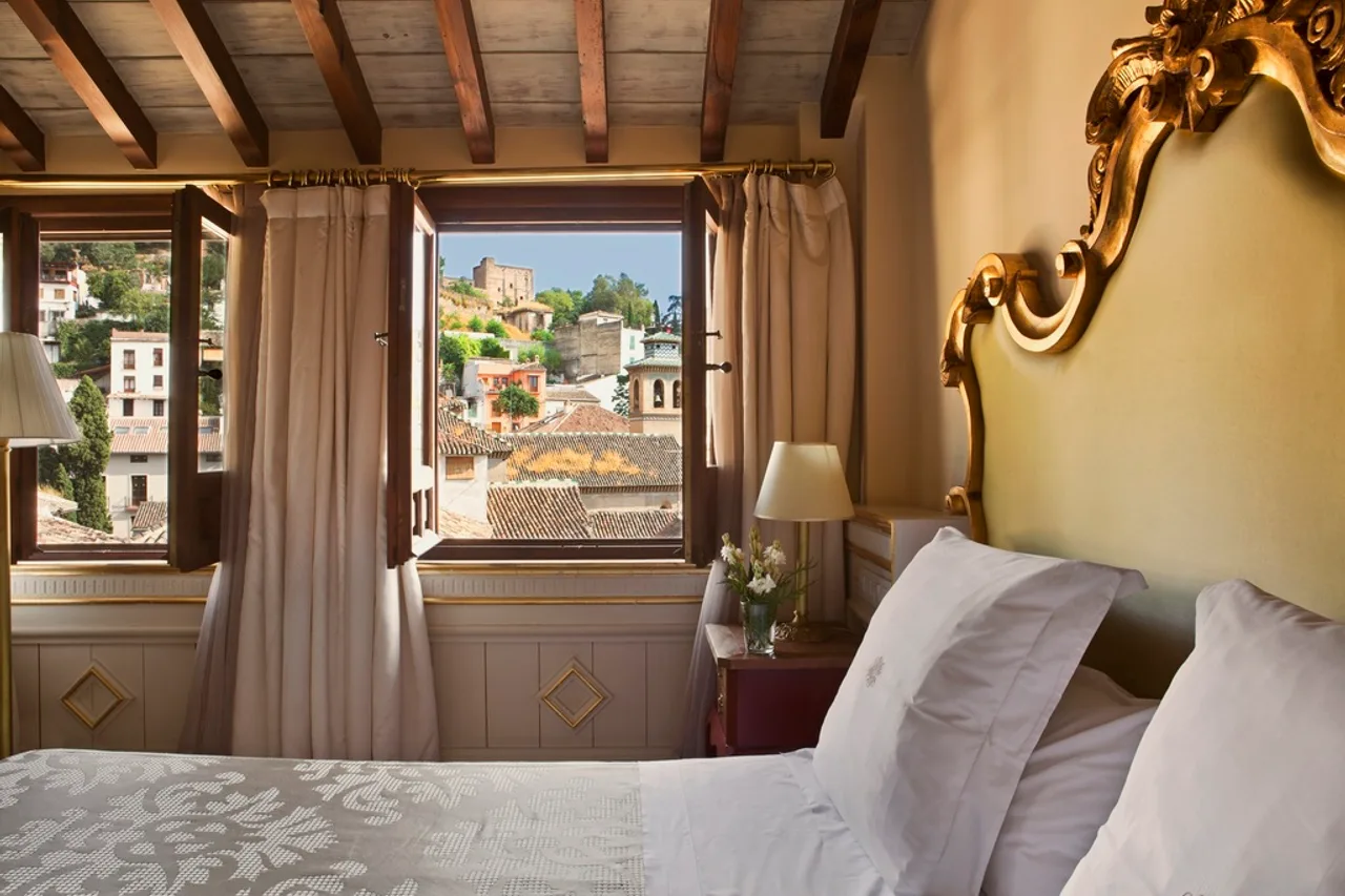 Hotel Casa 1800 Granada — ภาพห้องพักและบรรยากาศ
