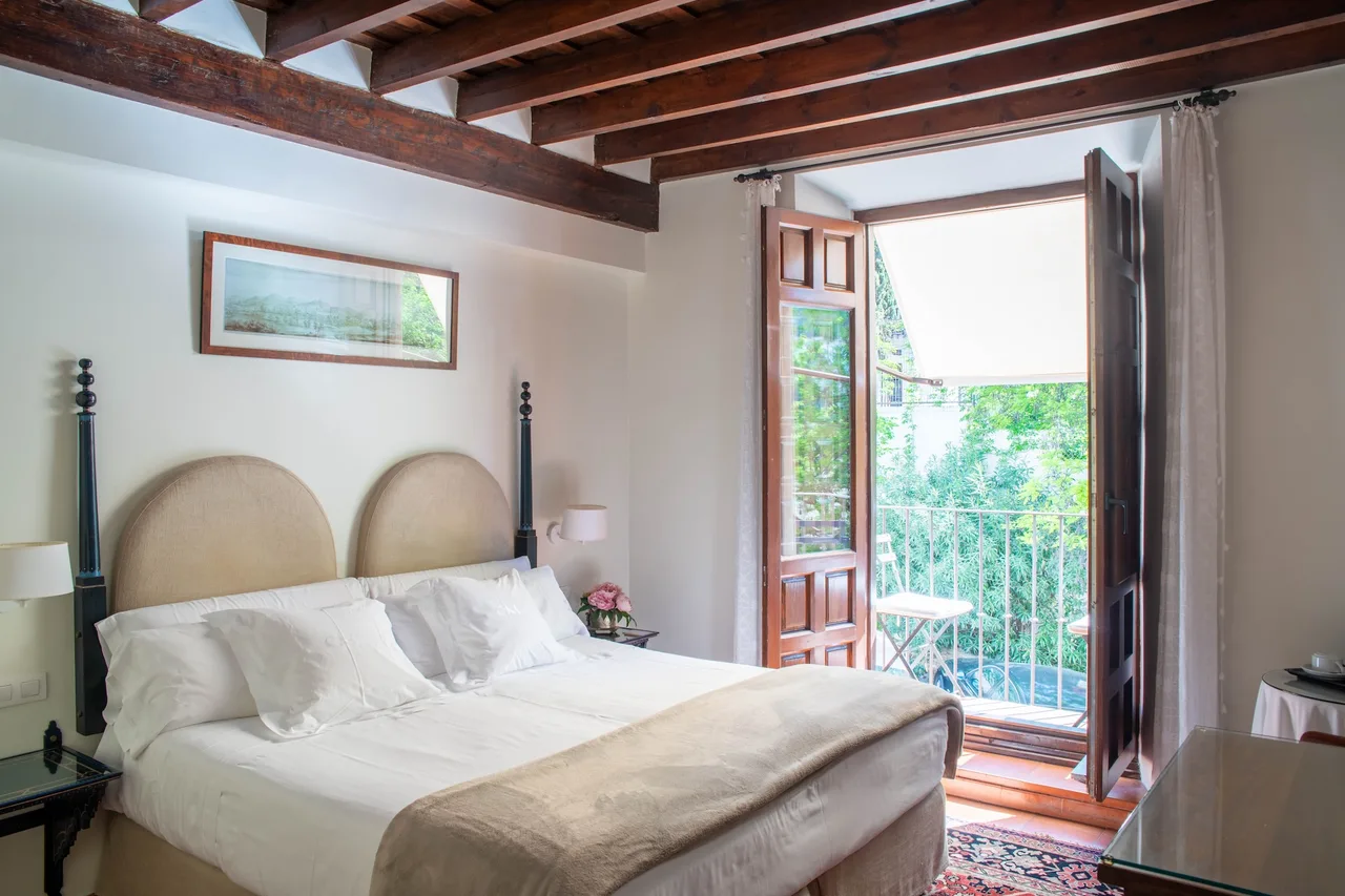 Hotel Casa Morisca — ภาพห้องพักและบรรยากาศ