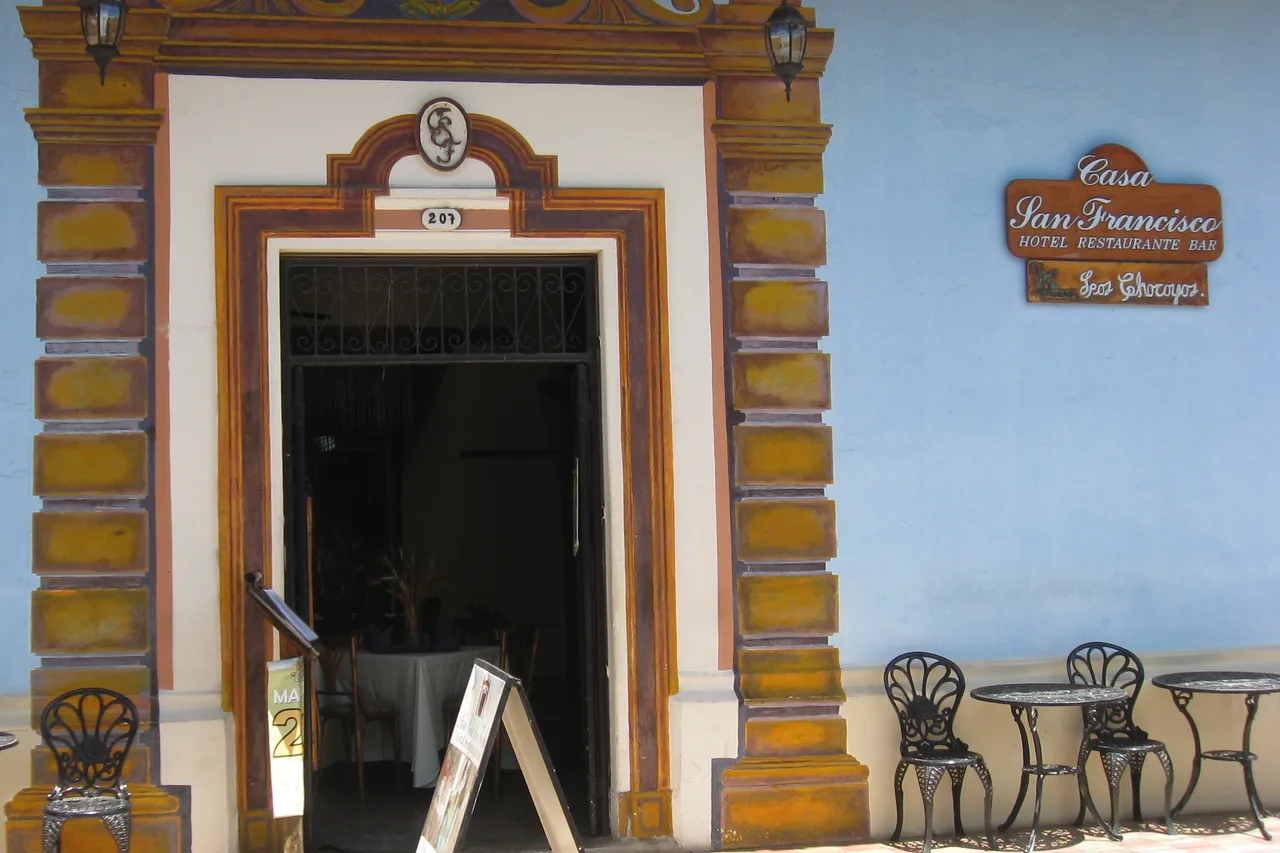 Hotel Casa San Francisco — ภาพห้องพักและบรรยากาศ