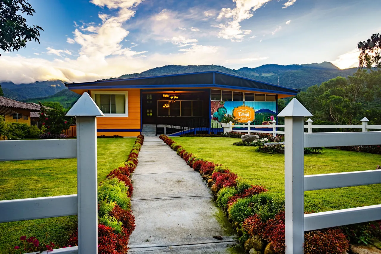 Hotel Central Boquete — ภาพห้องพักและบรรยากาศ