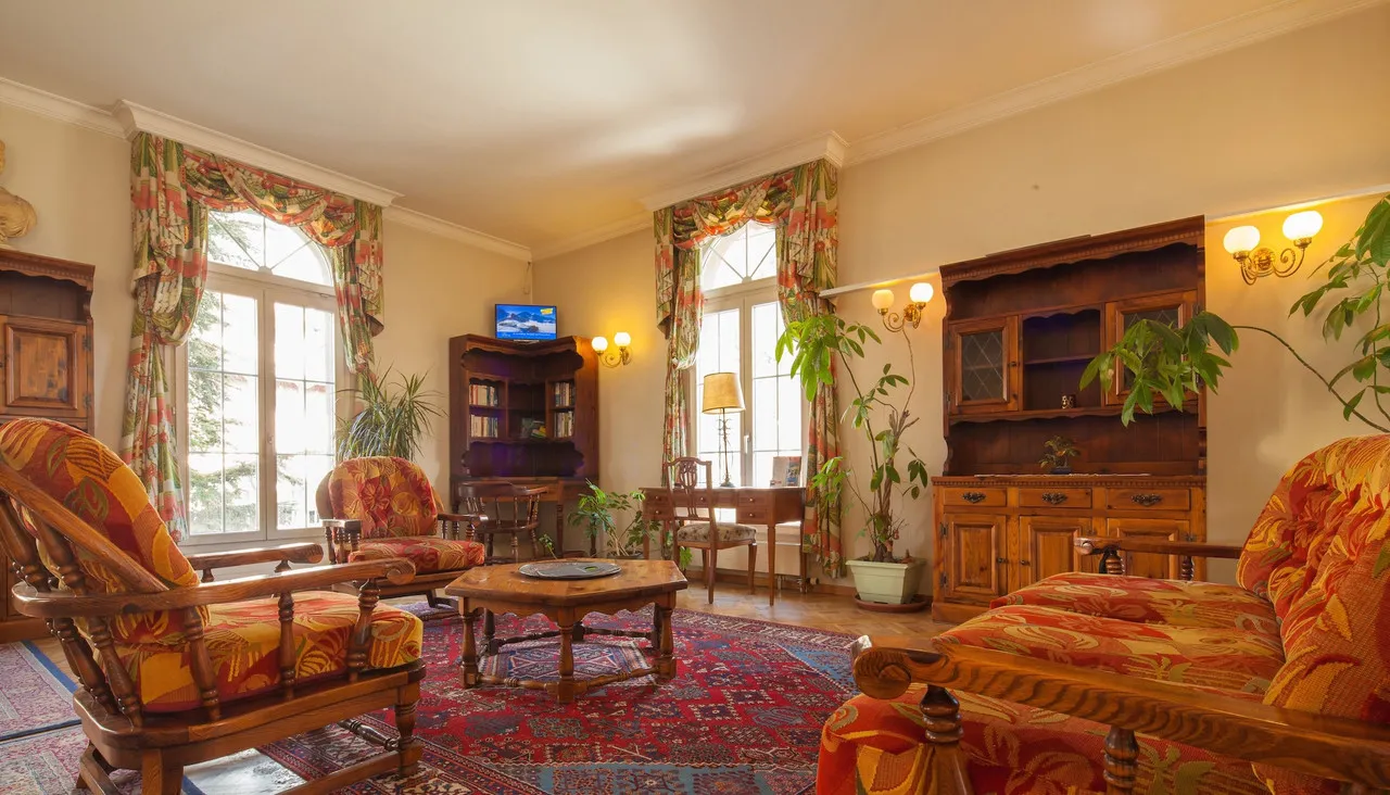 Hotel Central Continental Interlaken — rooms and atmosphere